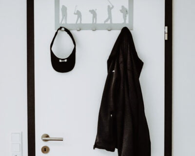 Coat rack in golf design for interior doors